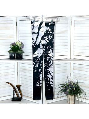 Abstract Black and White Lycra Footless Tights Medium